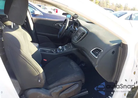 2016 Chrysler 200 Limited из США, поврежденный, VIN 1C3CCCAB4GN149762